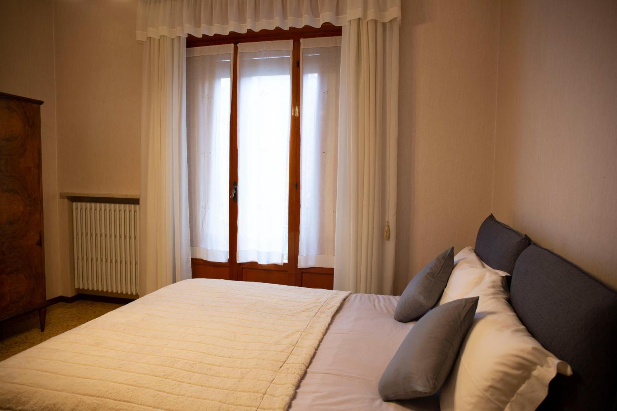 Ferienwohnung Casa Giuly Parma Exterior foto